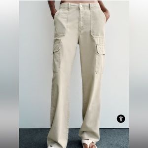Zara cargo pants! Size 8. They fit me too big. Only worn once. great condition!